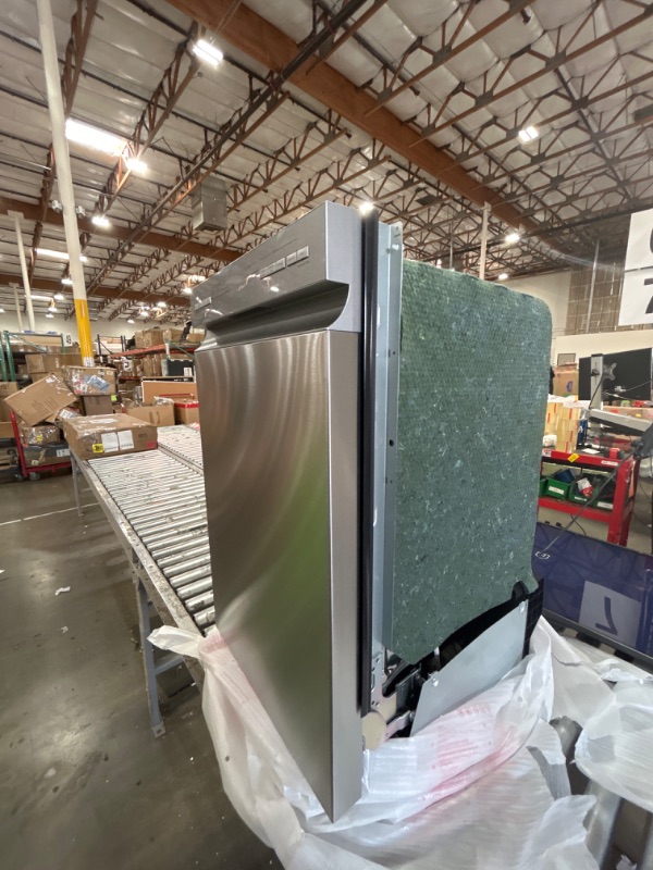 Photo 1 of 18 in. Built-in dishwasher in Stainless Steel with 6-Cycles, in Stainless Steel Tub, Heated Dry, ENERGY STAR, 52 dBA