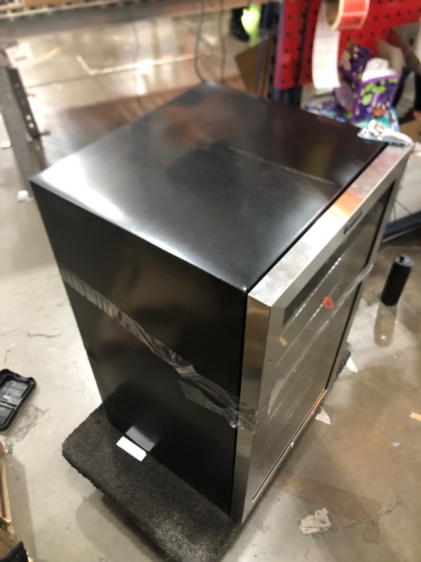 Photo 3 of ***USED - DAMAGED - UNTESTED - SEE COMMENTS***
Whynter Beverage Refrigerator with Glass, 136-Can Cu. Ft. Drink Mini Fridge with Lock and Digital Control, BR-1211DS, 3.4 Cubic Feet, Stainless Steel Door/Black Sides