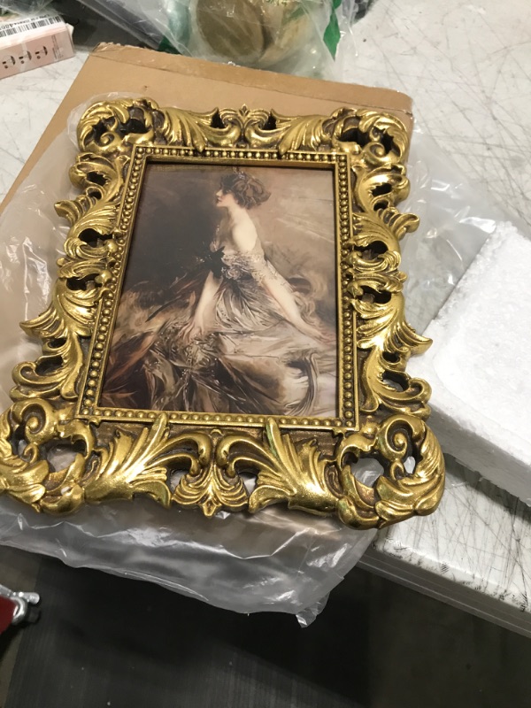 Photo 2 of FJXMFRAME Vintage 5x7 Picture Frame Gold Picture Frames Ornate with Glass Front, Antique Baroque Frames for Tabletop & Wall Hanging (5x7, Gold)