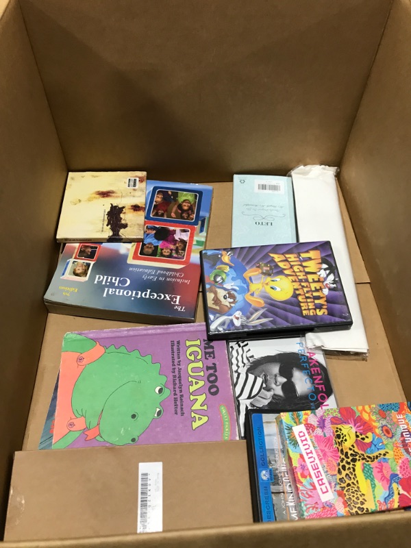 Photo 2 of BOX LOT. MISC. ITEMS
---FINAL SALE/NO RETURNS---