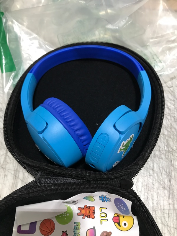 Photo 2 of Belkin SoundForm Mini w/Case - Wireless Bluetooth Kids Headphones with 30H Battery Life, 85dB Safe Volume Limit, Built-in Microphone - Kids On-Ear Earphones for iPhone, iPad, & More - Blue