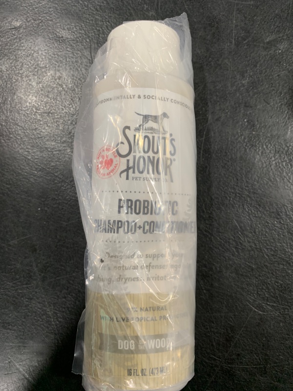 Photo 2 of Skout's Honor Probiotic Pet Shampoo & Conditioner with Avocado Oil & Omega-3s, 97% Natural, Paraben & Sulfate-Free, Cruelty-Free, 16oz, Dog of The Woods