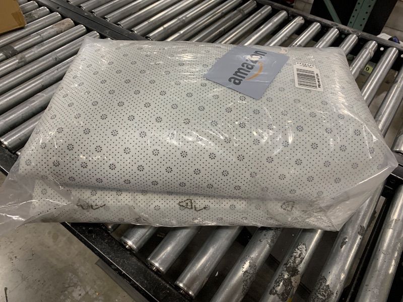 Photo 1 of Puremy Area Rugs 8x10, Shag Rugs for Living Room, High Pile Fluffy Carpet for Bedroom, Kids Room, Nursery, Home Decor, Geometric, Light Grey/White