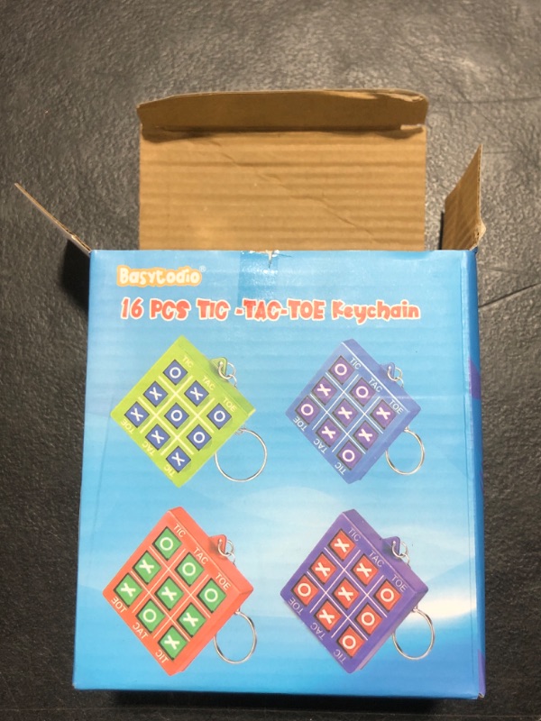 Photo 3 of 16 Pcs Tic Tac Toe Keychains Birthday Party Favor Goodie Bags Stockings Stuffers for Kids 4-8 8-12 Boy Girl Teen Treasure Chest Box School Classroom Return Gifts Prizes Christmas Pinata Filler Bulk