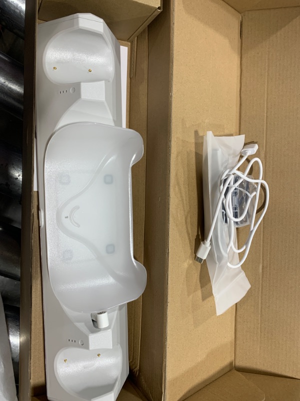 Photo 1 of Bioherm Charging Dock for Oculus Quest 2