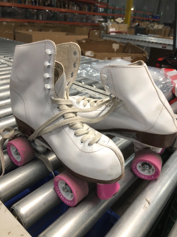 Photo 2 of (HEAVILY USED) 
Chicago Women's Roller Skates size 10