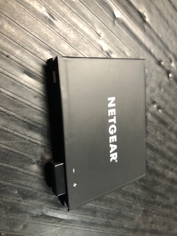 Photo 3 of (READ FULL POST) Netgear Nighthawk M6 Mobile Hotspot Add-On Battery – Works with M6 (MR6150, MR6550) Mobile Routers | Lasts All Day| Rechargeable, Compact Lithium-Ion Battery
