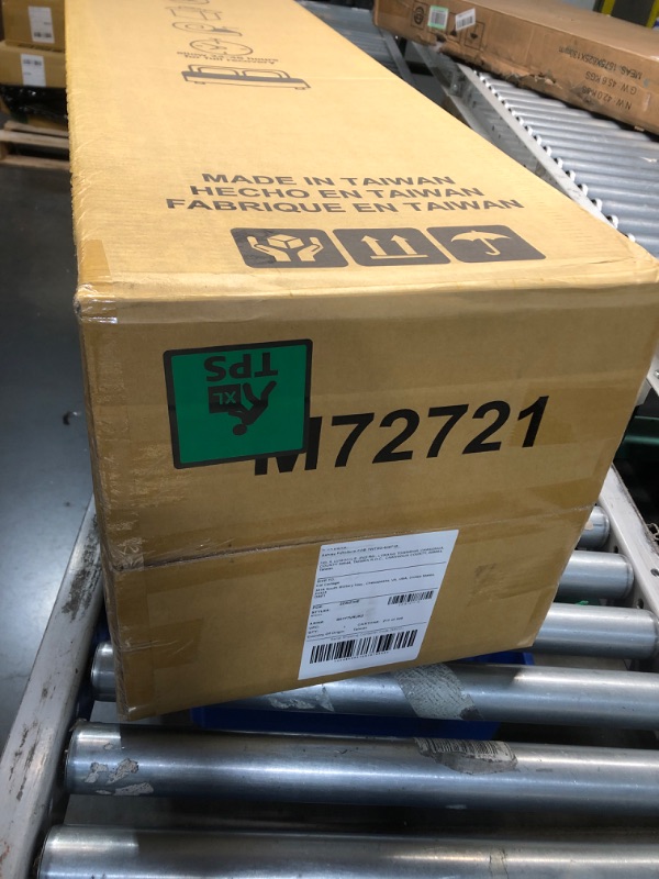 Photo 1 of *** FACTORY SEALED***Signature Design by Ashley Full Size Chime 12 Inch Medium Firm Memory Foam Mattress with Green Tea & Charcoal Gel Full 12"