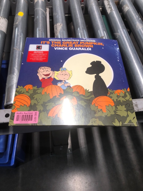 Photo 2 of *** FACTORY SEALED***It's The Great Pumpkin, Charlie Brown [45rpm LP] [LP]