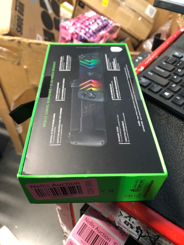 Photo 2 of *** FACTORY SEALED***Razer Kishi V2 Mobile Gaming Controller for Android: Console Quality Controls - Universal Fit - Stream PC, Xbox, PlayStation, Touch Screen Android Games - Customizable Triggers - Ergonomic Design