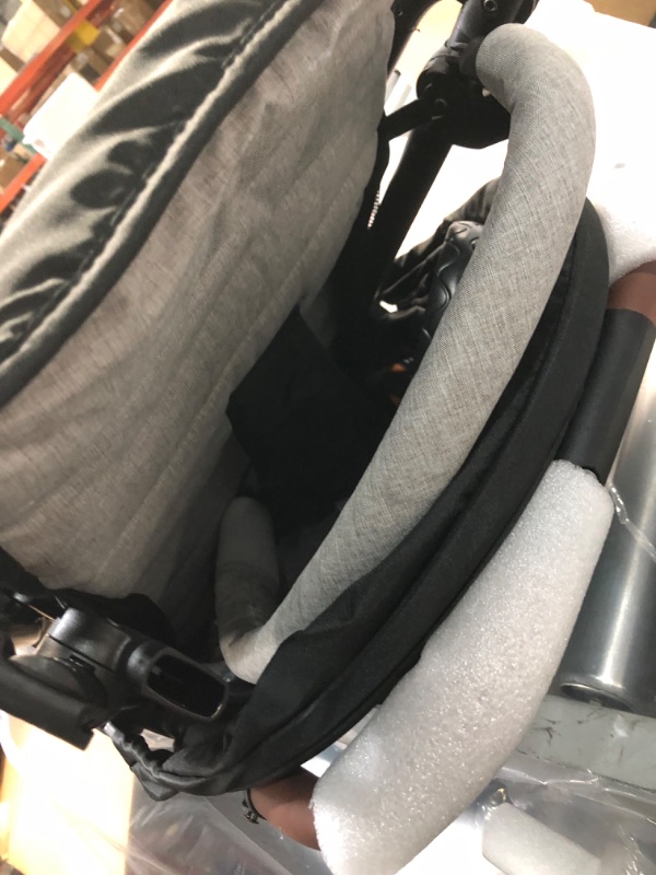 Photo 4 of ***USED - MISSING A FRONT WHEEL - OTHER PARTS LIKELY MISSING AS WELL***
Summer by Ingenuity 3Dquickclose CS+ Compact Fold Stroller, Car-Seat Compatible, Lightweight Stroller