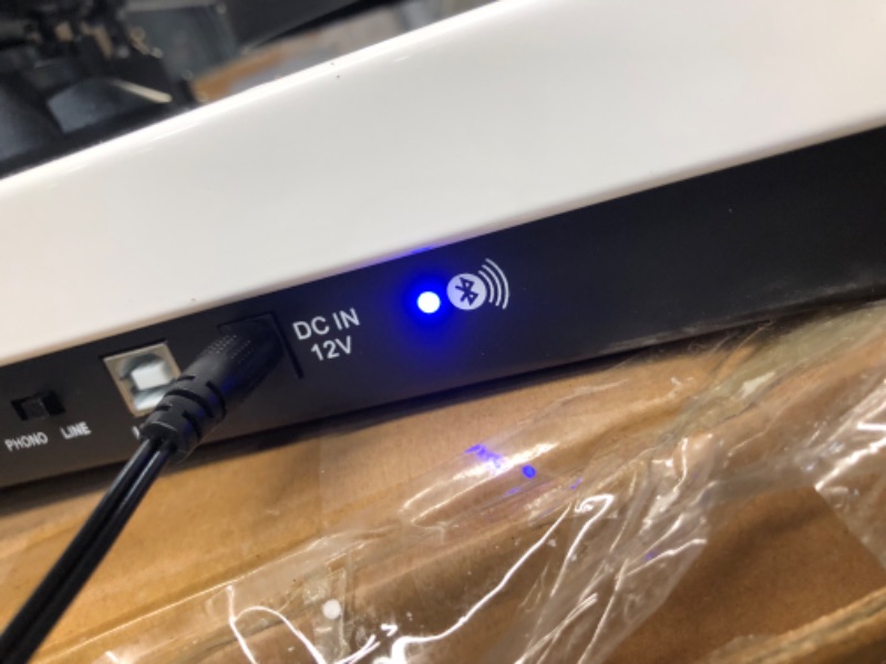 Photo 1 of Turntables Record Player Wireless Output Connectivity Vinyl Player Iron Plate Belt-Drive Turn Tables  White