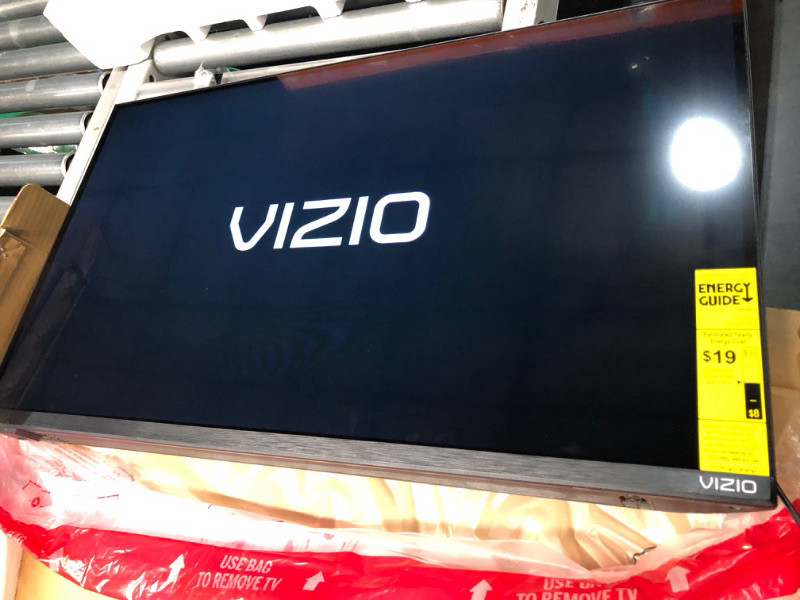 Photo 2 of (READ FULL POST) VIZIO 32-inch Full HD 1080p Smart TV with DTS Virtual: X, Alexa Compatibility, Google Cast Built-in, Bluetooth 