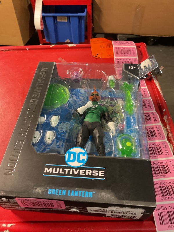 Photo 1 of McFarlane Toys - DC Multiverse Green Lantern (Green Lantern Corps) 7in Figure McFarlane Collector Edition #22