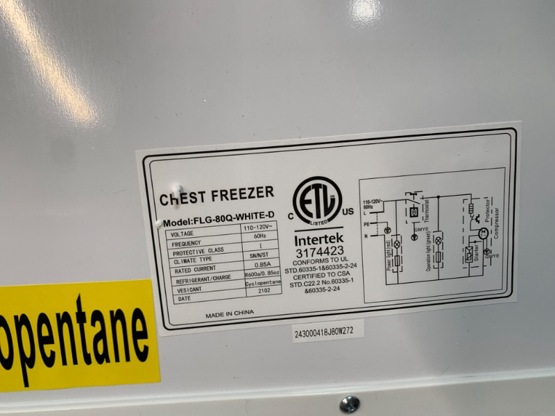 Photo 5 of 3.5 Cu. Ft. Garage-Ready Chest Freezer