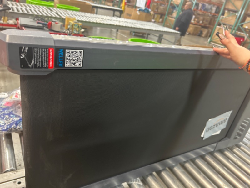 Photo 1 of ****MISSING POWERCORD, PARTS ONLY*** Treadmill black. 