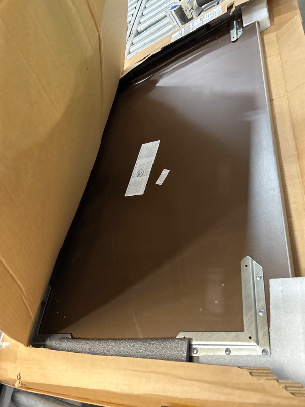 Photo 1 of ****MISSING LEGS ****RECTANGLE DESK FOR SCHOOL