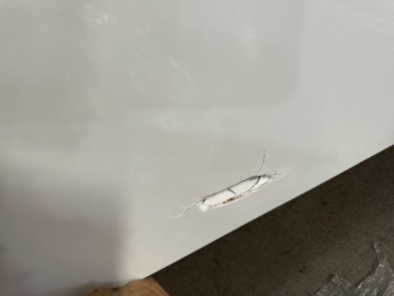 Photo 6 of *MINOR DAMAGE**American Standard 2946.202.020 Studio Soaking Bathtub White