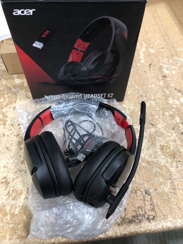 Photo 1 of acer 2.4GHz Flex Wireless Gaming Headset Non-Stop 100H Battery Dynamic 50mm Drivers Clear Voice Mic Bluetooth5.3