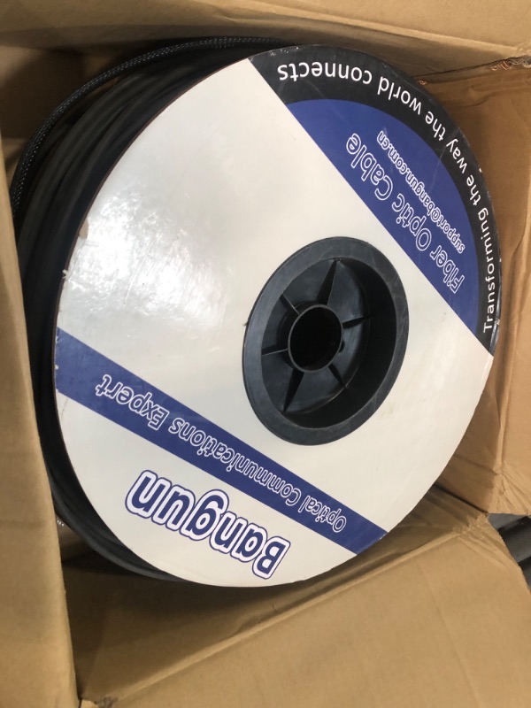 Photo 2 of 1000ft/300m OD-5mm Industrial TPU OM4 Fiber LC to LC Outdoor Armored Fiber Patch Cable, Duplex Multimode Fiber Optic Cable 10Gb, MMF 50/125, OM4 LC-LC with Pulling Eye Kit Installed on one end