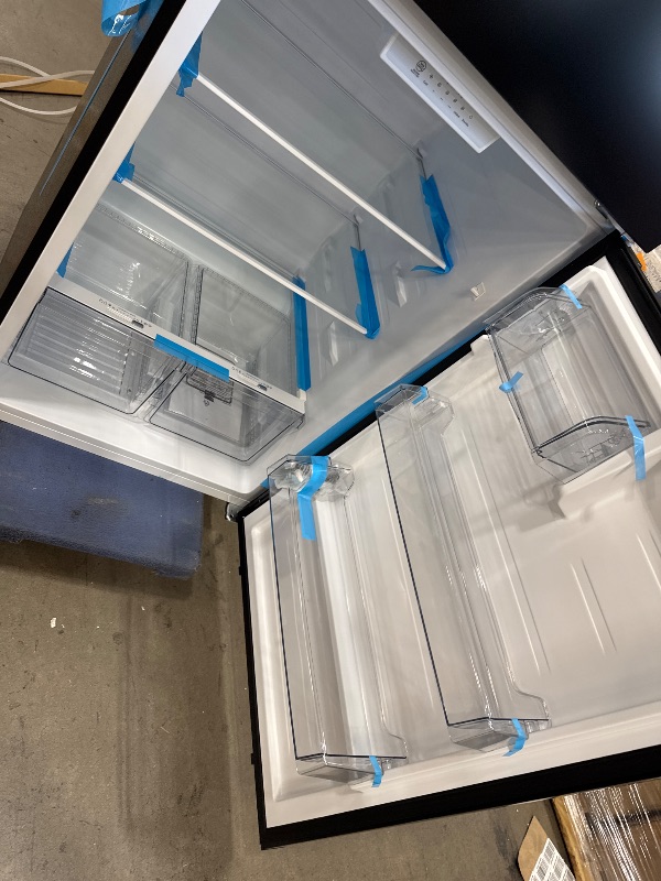 Photo 1 of Kenmore 30 in. 18.2 cu. ft. Capacity Refrigerator/Freezer with Adjustable Glass Shelving