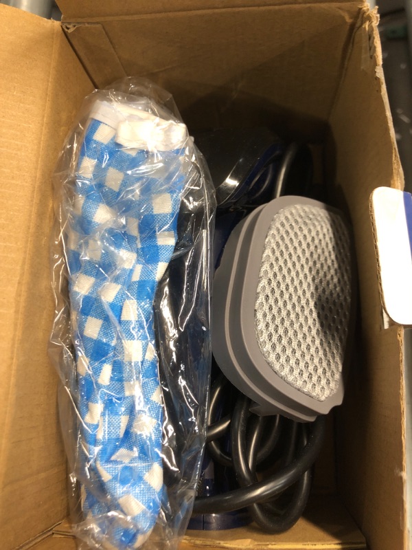 Photo 3 of ***(MISSING PARTS) ***
Powerful Handheld Fabric Steamer - 1800W with Fast Ceramic Heat-Up Plate, 2-in-1 Ironing & Wrinkle Remover, Steam Nozzle, Lint Brush - Black, for US 120V Only