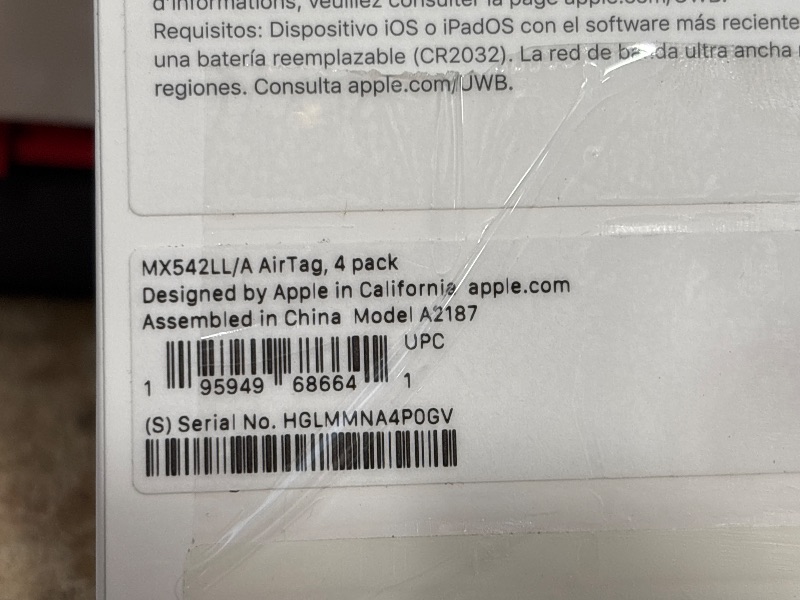 Photo 1 of Apple AirTag 4 Pack