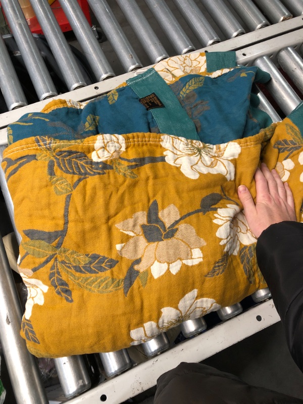 Photo 1 of (READ FULL POST) Shesyuki Boho Throw Blanket for Bed - 100% Pure Organic Cotton Ultra Soft Rustic Quilt - Farmhouse Decor Bed Blankets, All Season Rustic Throw for Sofa Couch Chair(80''x 90'', Flower Branch 2)