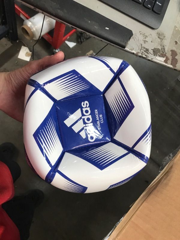 Photo 2 of adidas Starlancer Club Ball