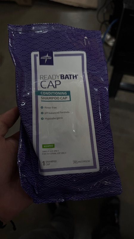 Photo 2 of (EA) Scented ReadyBath Shampoo Caps