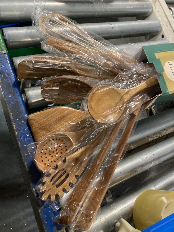 Photo 2 of (Without Holder)Kitchen Wooden Utensils for Cooking