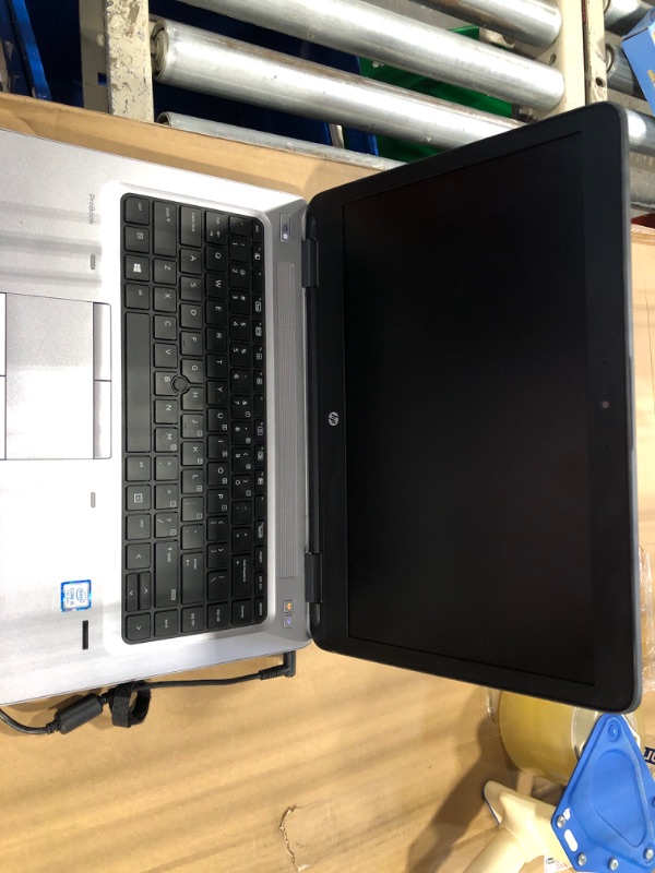 Photo 3 of ***FOR SPARE PARTS ONLY, THE SCREEN DOES NOT TURN ON*** HP EliteBook 840 G1 14" Laptop, Intel Core i5, 8GB RAM, 240GB SSD, Webcam, Win10 Pro (Renewed)