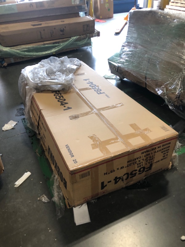Photo 1 of ***VERY LARGE AND HEAVY ITEM*** ***Pick up with truck*** 3pc Reversible Sectional Sofa Set W/ Ottoman (Brown)