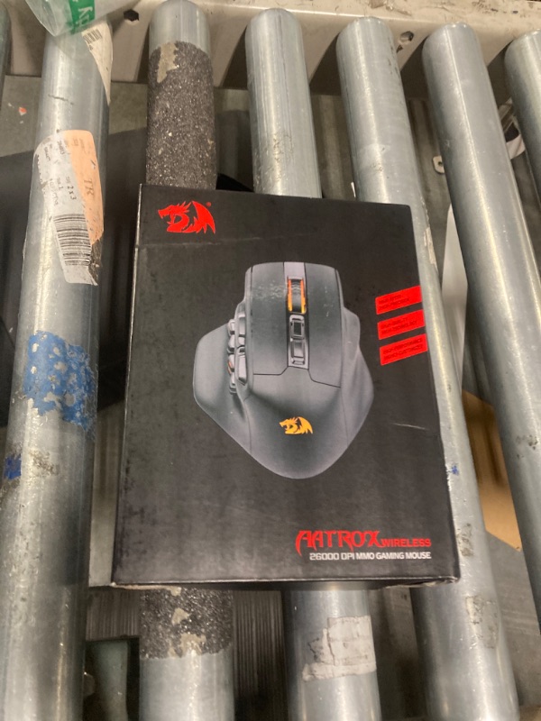 Photo 2 of ***missing charging cable (USB-C)***Redragon M811 PRO Wireless MMO Gaming Mouse, 15 Programmable Buttons RGB Gamer Mouse w/Ergonomic Natural Grip Build, 10 Side Macro Keys, Software Supports DIY Keybinds & Backlit