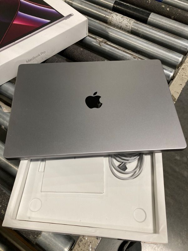 Photo 1 of ***partial set****Apple 2023 MacBook Pro Laptop with Apple M2 Max chip with 12?core CPU and 38?core GPU: 16.2-inch Liquid Retina XDR Display