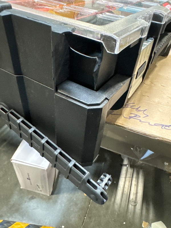 Photo 1 of ****PHOTO SIMILAR TO THE PRODUCT**** **FINAL SALE /NO RETURN****8Keter Master Pro Series Cantilever 17186819 Assortment Box 18 Inches Plastic Red/Silver