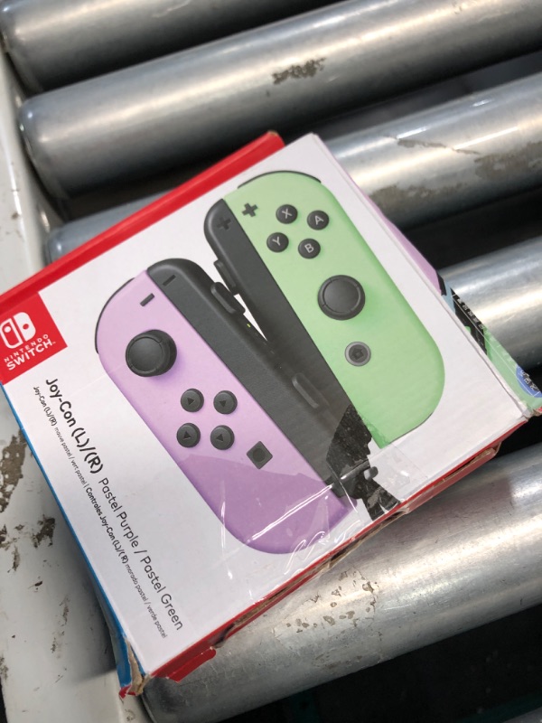 Photo 3 of (SEE NOTES BEFORE BIDING) Joy-Con (L)/(R) - Pastel Purple/Pastel Green