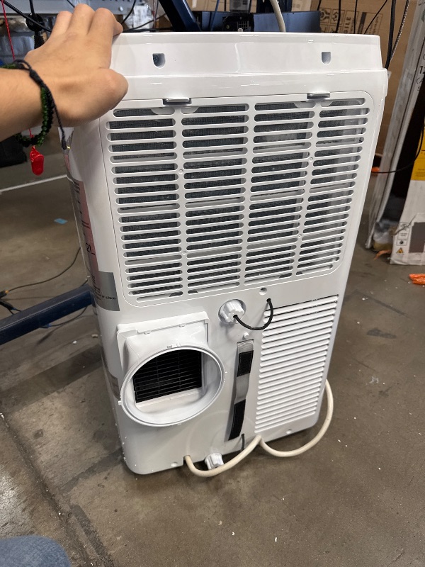 Photo 6 of ***USED - MISSING PARTS - UNTESTED - SEE COMMENTS***
BLACK+DECKER 12,000 BTU Portable Air Conditioner up to 550 Sq.Ft. with Remote Control, White