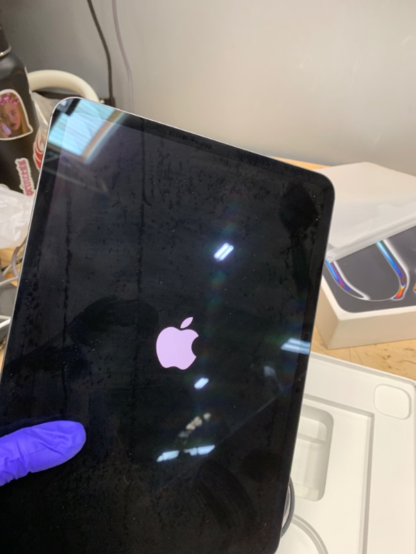 Photo 4 of ***SEE NOTES*** 
Apple 11" iPad Pro M4 Chip (Standard Glass, 256GB, Wi-Fi Only, Space Black)