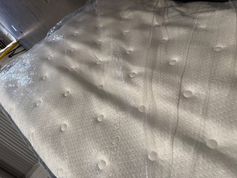 Photo 2 of **FACTORY SEALED**
Mubulily Queen Mattress,8 Inch Hybrid Mattress in a Box with Gel Memory Foam,Motion Isolation Individually Wrapped Pocket Coils Mattress,Pressure Relief,Medium Firm Support,CertiPUR-US.