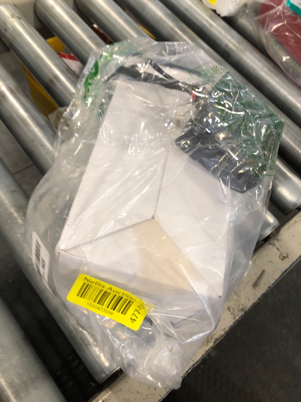 Photo 1 of Universal Air Ride Suspension Manifold 8-Valve 1/4 NPT 12V Air Ride Suspension Manifold Bag Controller Valve Pneumatic Shock Absorber With 10-Button Wireless Remote Controller