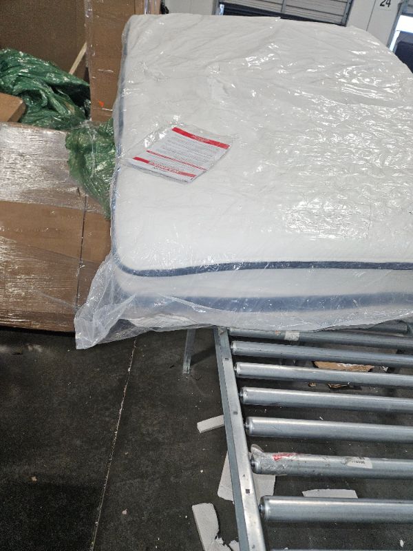 Photo 1 of ***MAY NEED TRUCK***
Vesgantti 11.8 Inch Multilayer Hybrid Queen Mattress - Multiple Sizes and Styles Available