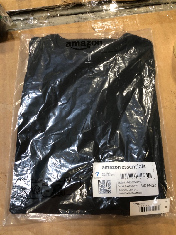 Photo 1 of Amazon Essentials Men's Regular-Fit Long-Sleeve T-Shirt, Black, Medium