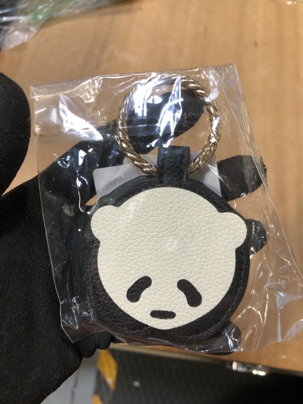 Photo 2 of BPLVKWRQJ Portable PU Leather Panda Magnetic Cap clip??PU?????????????????????????? Kitchen accessories/1105 BLACK