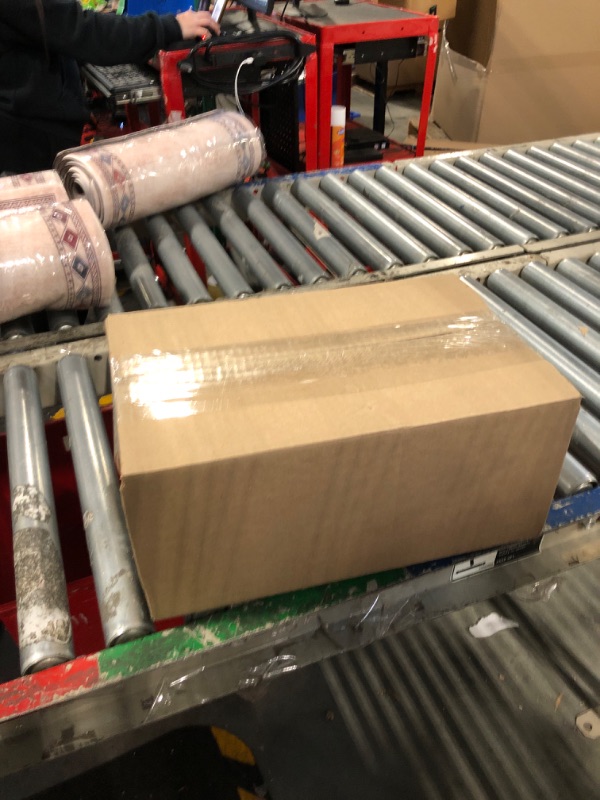 Photo 1 of Amazon Basics Cast Iron Kettlebell
