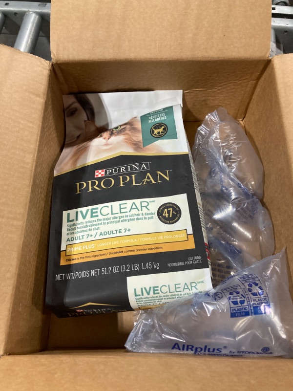 Photo 3 of ***bag is 3.2 Pounds, very small**** Purina Pro Plan Allergen Reducing Senior Cat Food, LIVECLEAR Adult 7+ Prime Plus Chicken and Rice Formula - 3.2 lb. Bag