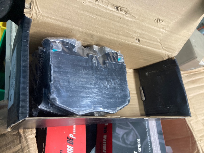 Photo 1 of R1 Concepts Front Rear Brakes and Rotors Kit |Front Rear Brake Pads| Brake Rotors and Pads| Optimum OEp Brake Pads and Rotors |Hardware and Sensor Kit|fits 2019-2021 BMW 330i, 2021 BMW 430i