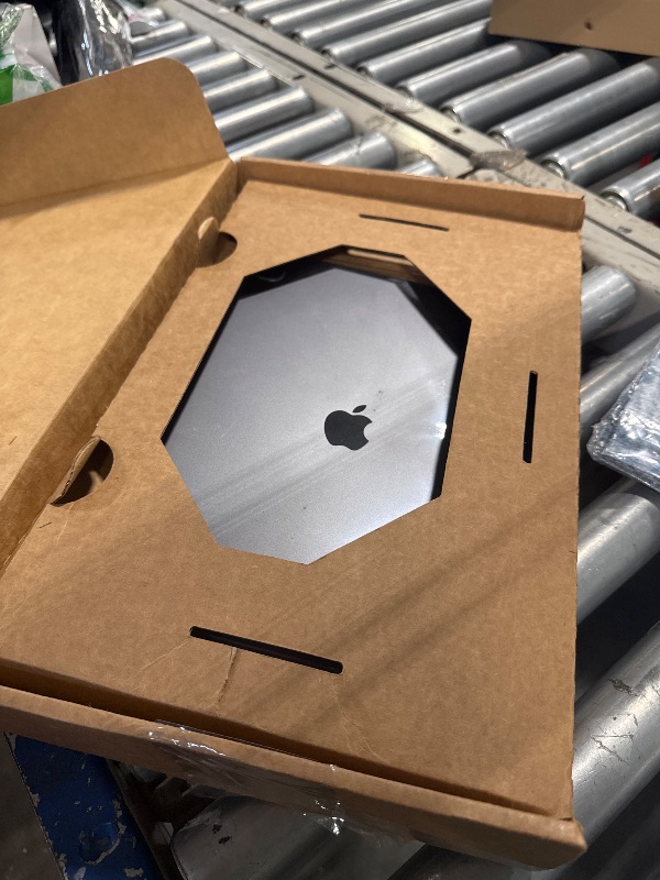 Photo 6 of 2021 Apple 12.9-inch iPad Pro (Wi?Fi