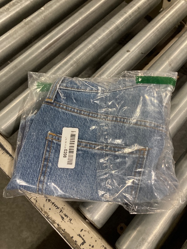Photo 1 of ***USED*** Women's JEAN CUTOFF  Shorts SIZE 4