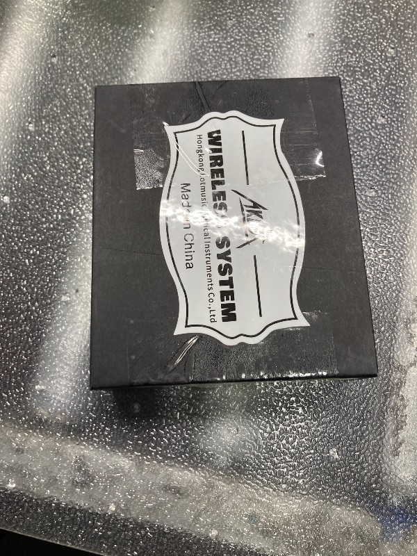 Photo 1 of AKLOT Wireless Guitar System Transmitter Receiver Set 5.8G Hz Built-in Rechargeable Lithium Battery Digital for Electric Guitar Bass (5.8GHz)